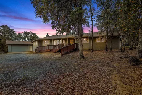 15947 Melinda Way, Redding, CA 96001 photo 8