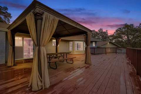 15947 Melinda Way, Redding, CA 96001 photo 16
