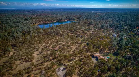 15947 Melinda Way, Redding, CA 96001 photo 7