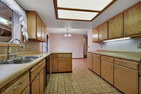 15947 Melinda Way, Redding, CA 96001 photo 29
