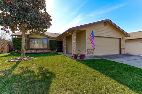 565 Monet, Redding, CA 96001 photo 8