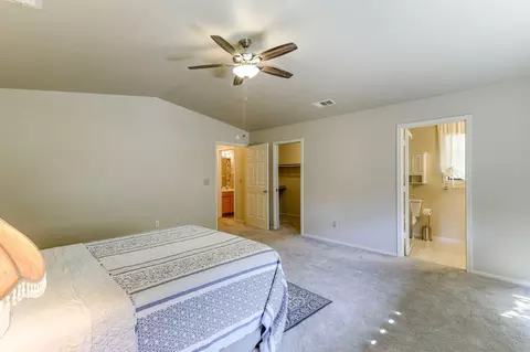 565 Monet, Redding, CA 96001 photo 25