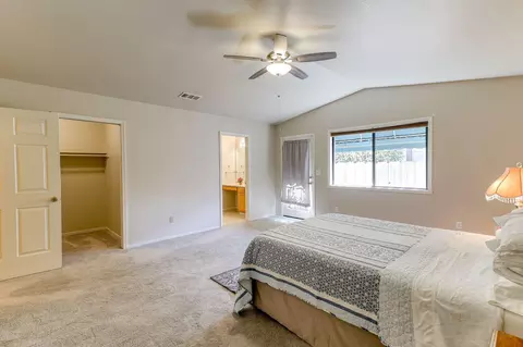 565 Monet, Redding, CA 96001 photo 5