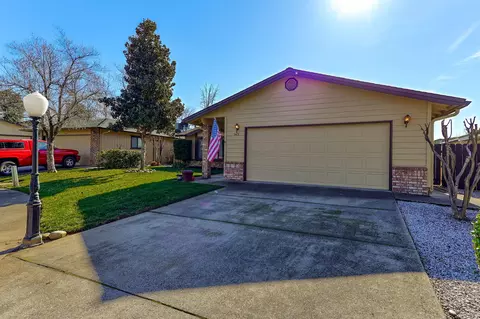 565 Monet, Redding, CA 96001 photo 9