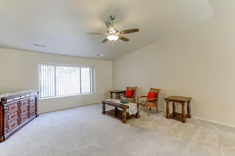 565 Monet, Redding, CA 96001 photo 12