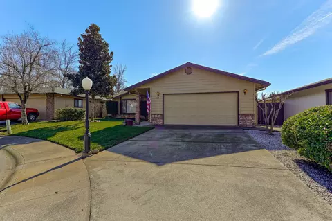 565 Monet, Redding, CA 96001 photo 34