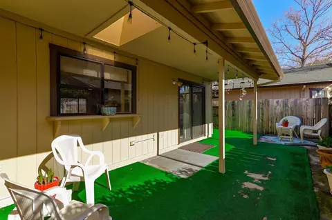 565 Monet, Redding, CA 96001 photo 29