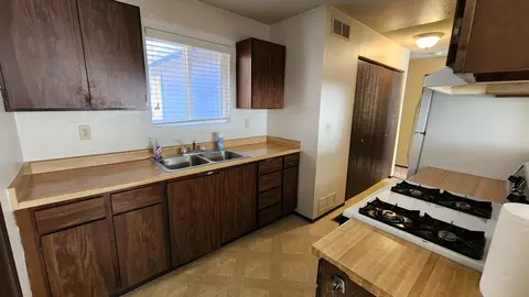 Kitchen - 37472 Cypress Ave, Burney, CA 96013 photo 1 of 3