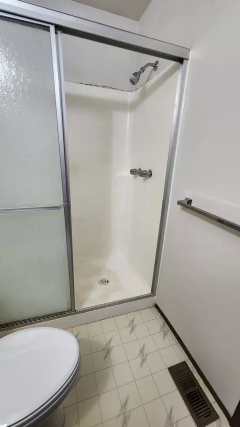 Bath - 37472 Cypress Ave, Burney, CA 96013 photo 2 of 3