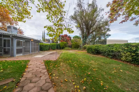 Exterior - 7511 Amigo Way, Redding, CA 96002 photo 10 of 19