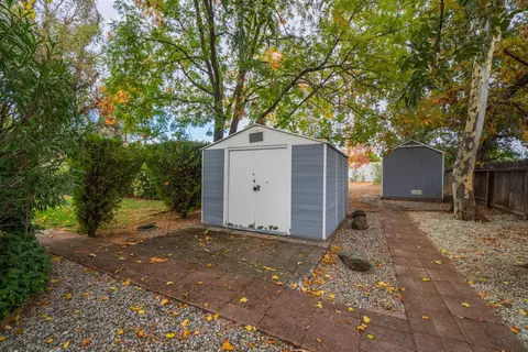 Exterior - 7511 Amigo Way, Redding, CA 96002 photo 19 of 19
