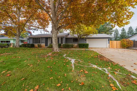 Exterior - 7511 Amigo Way, Redding, CA 96002 photo 3 of 19