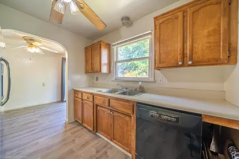 4605 Harrison Ave, Redding, CA 96001 photo 16