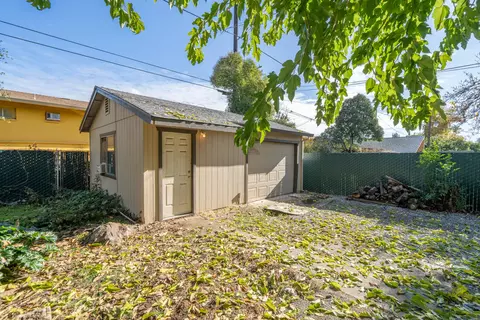 4605 Harrison Ave, Redding, CA 96001 photo 29