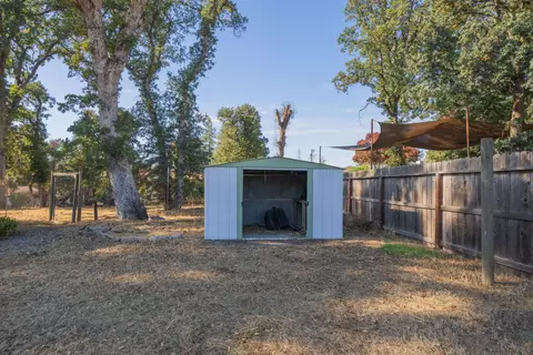 Exterior - 12873 Gardenia Dr, Red Bluff, CA 96080 photo 9 of 17