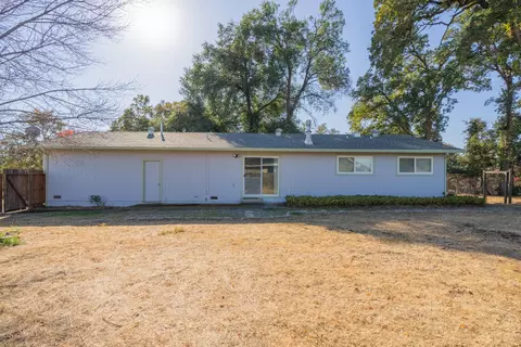 Exterior - 12873 Gardenia Dr, Red Bluff, CA 96080 photo 8 of 17
