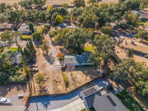 View/Area - 12873 Gardenia Dr, Red Bluff, CA 96080 photo 6 of 12