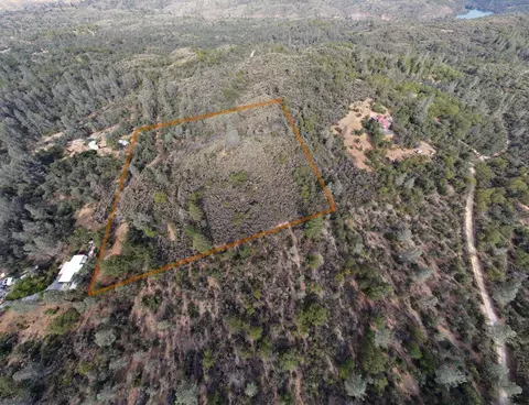 000 Old Diggins Rd, Redding, CA 96003 photo 5