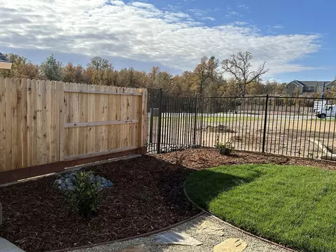 Exterior - 2734 Austere Ave, Redding, CA 96003 photo 7 of 13