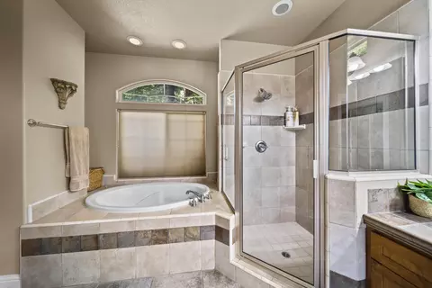 2721 Madison River Dr, Redding, CA 96002 photo 37