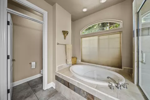 2721 Madison River Dr, Redding, CA 96002 photo 38