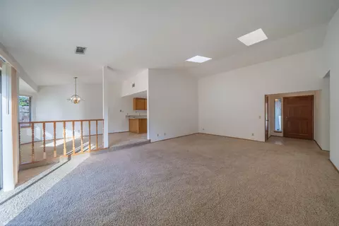 4415 Moyvane Dr, Redding, CA 96001 photo 7