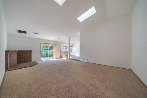 4415 Moyvane Dr, Redding, CA 96001 photo 5