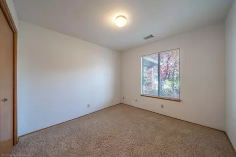 4415 Moyvane Dr, Redding, CA 96001 photo 14