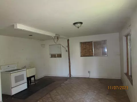 1045 Parkview Ave, Redding, CA 96001 photo 5