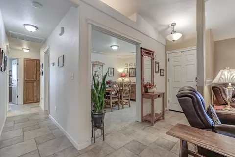 4548 Cerro Ln, Redding, CA 96001 photo 17