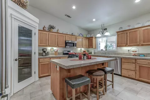 4548 Cerro Ln, Redding, CA 96001 photo 12