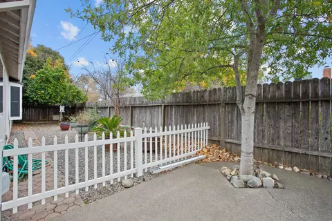 2202 Canal Dr, Redding, CA 96001 photo 26