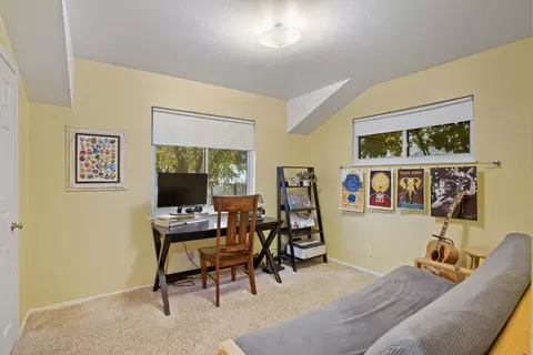 2202 Canal Dr, Redding, CA 96001 photo 16