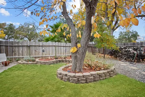 2202 Canal Dr, Redding, CA 96001 photo 24