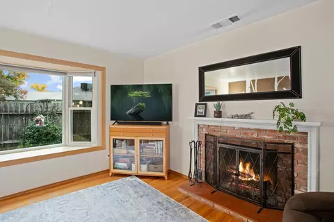 2202 Canal Dr, Redding, CA 96001 photo 6