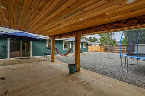 1487 Oakdale Ln, Redding, CA 96002 photo 30
