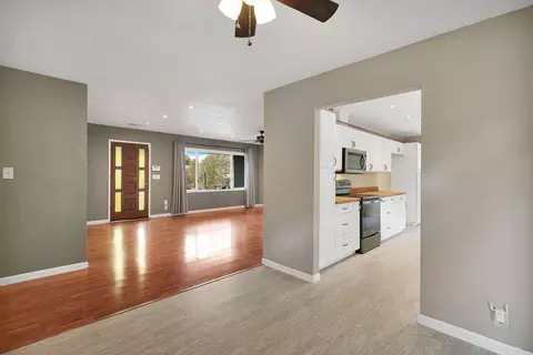 1487 Oakdale Ln, Redding, CA 96002 photo 10