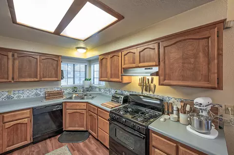 897 Spaniel Dr, Redding, CA 96003 photo 6