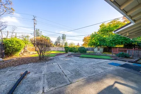 4235 Oro St, Redding, CA 96001 photo 24