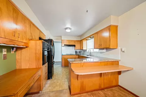 4235 Oro St, Redding, CA 96001 photo 8