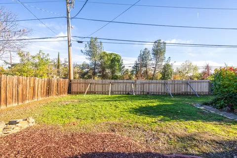 4235 Oro St, Redding, CA 96001 photo 28