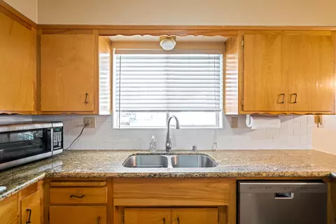 4235 Oro St, Redding, CA 96001 photo 10