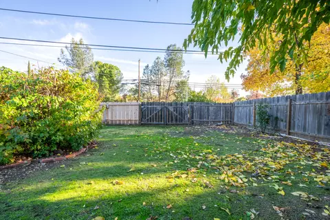4235 Oro St, Redding, CA 96001 photo 26