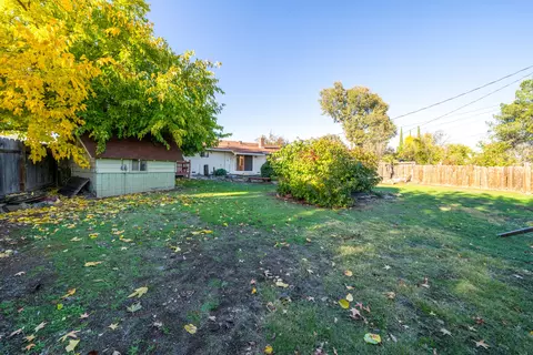 4235 Oro St, Redding, CA 96001 photo 32