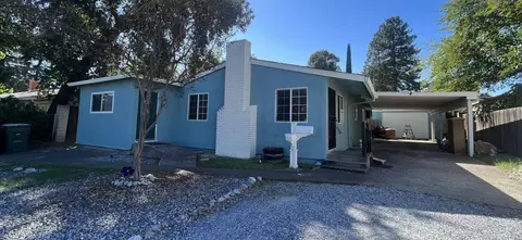 2078 Park Marina Dr, Redding, CA 96001