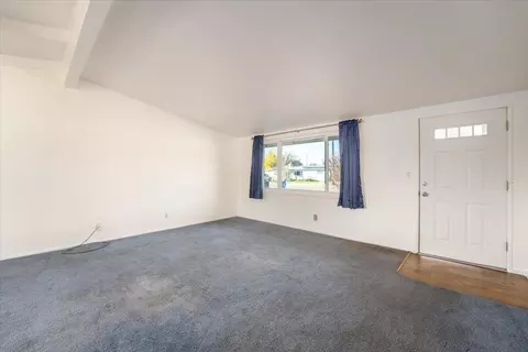 345 La Bray Ave, Red Bluff, CA 96080 photo 4