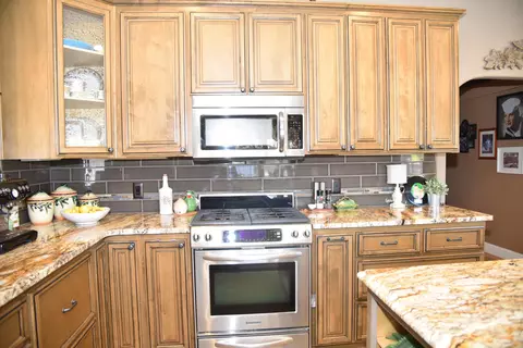 21833 Robledo Rd, Palo Cedro, CA 96073 photo 10
