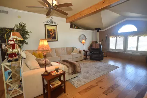 21833 Robledo Rd, Palo Cedro, CA 96073 photo 8