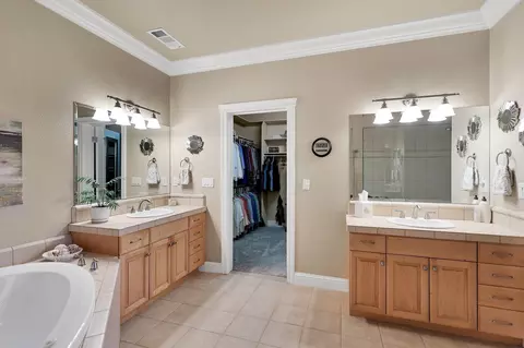 1502 St Andrews Dr, Redding, CA 96003 photo 35