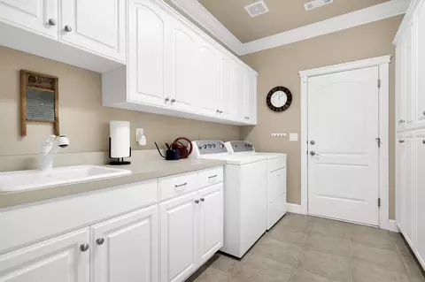 1502 St Andrews Dr, Redding, CA 96003 photo 39
